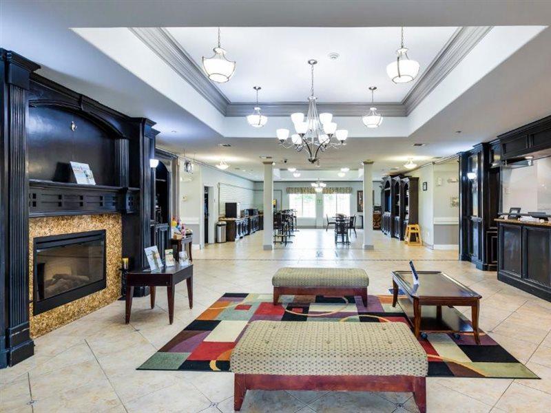 La Quinta By Wyndham Livingston Hotel Buitenkant foto