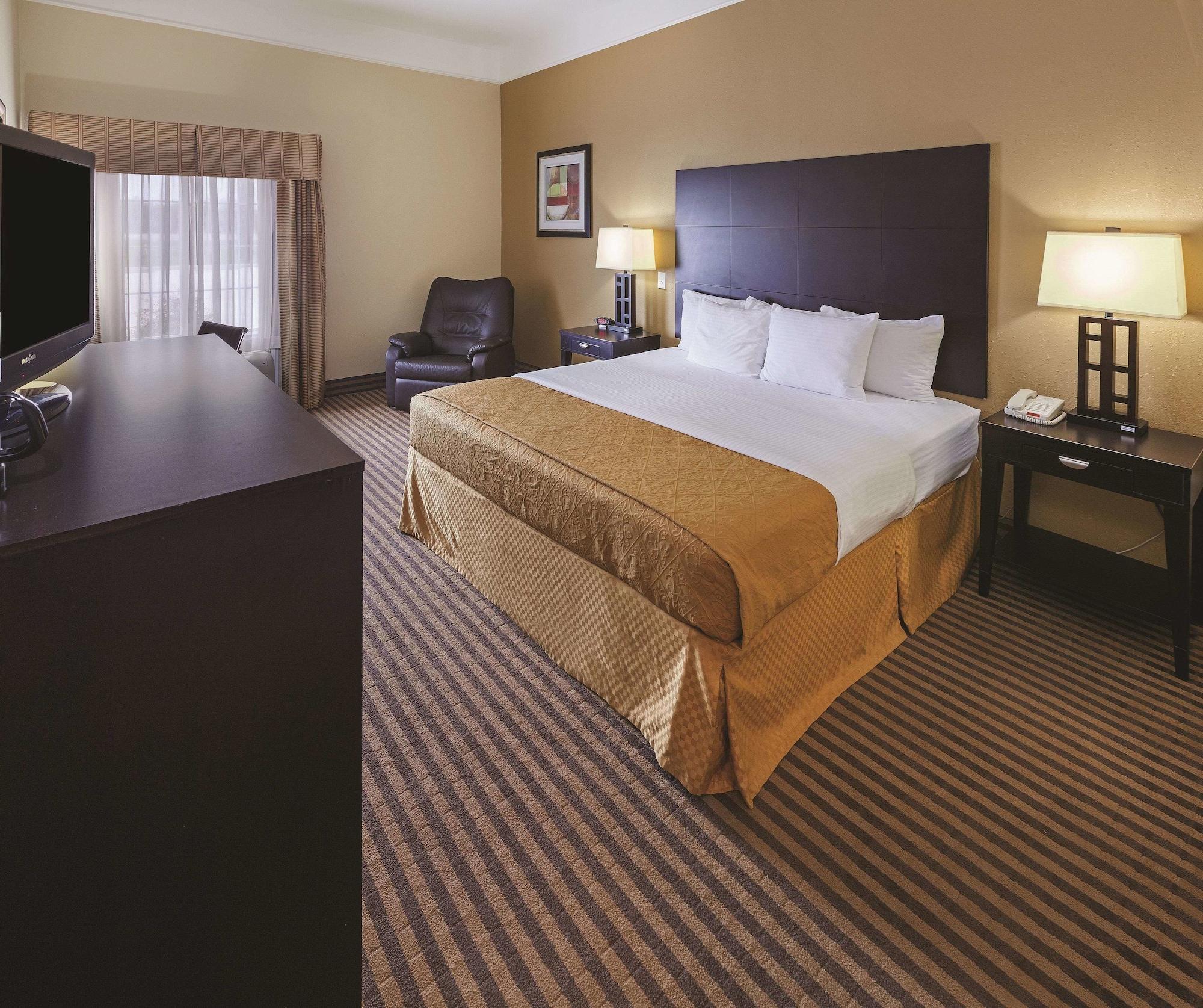 La Quinta By Wyndham Livingston Hotel Buitenkant foto